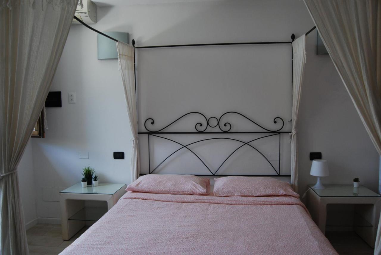 Case Vacanza Le Vele Desenzano del Garda Buitenkant foto