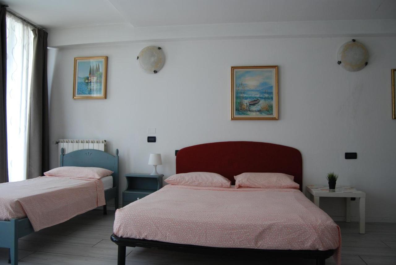 Case Vacanza Le Vele Desenzano del Garda Buitenkant foto