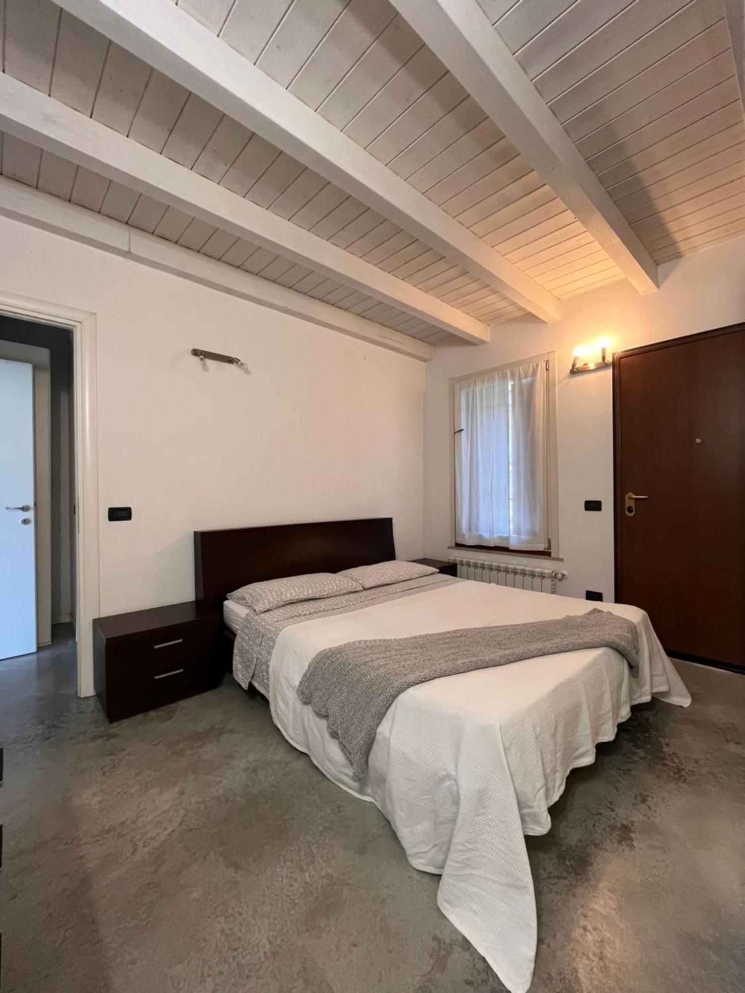 Case Vacanza Le Vele Desenzano del Garda Buitenkant foto