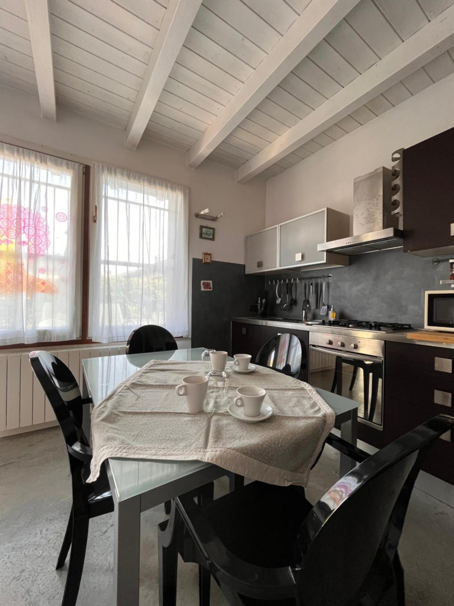 Case Vacanza Le Vele Desenzano del Garda Buitenkant foto
