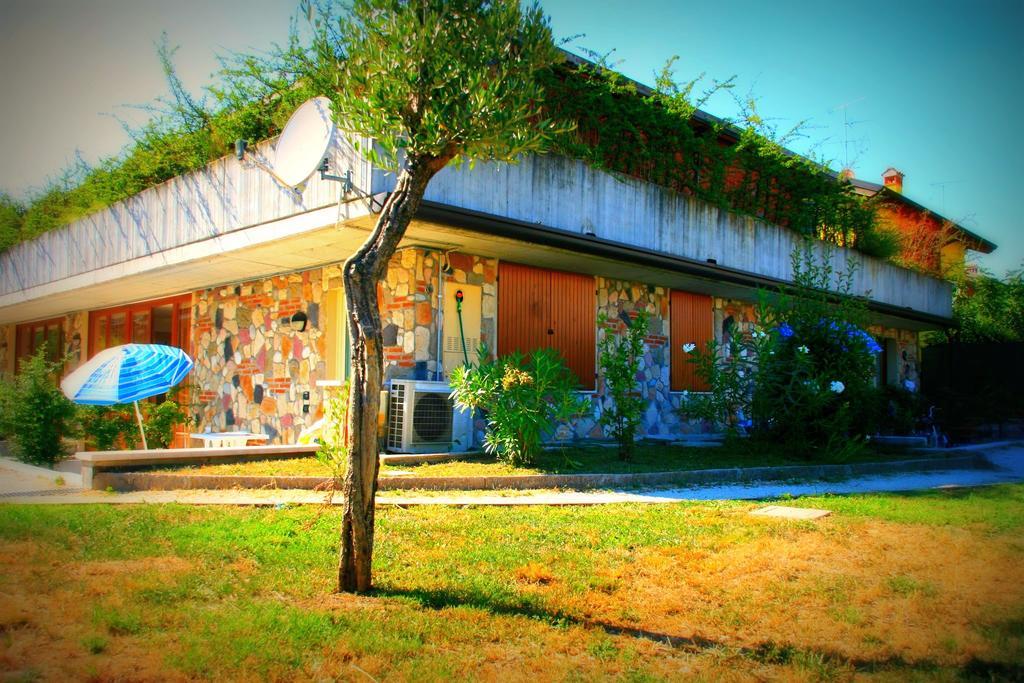 Case Vacanza Le Vele Desenzano del Garda Buitenkant foto